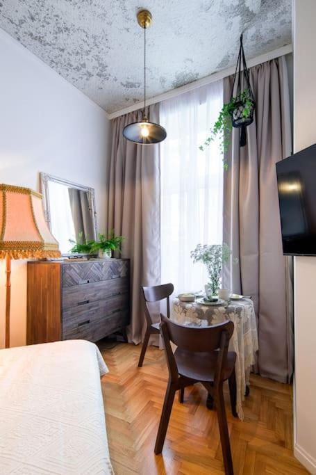 Apartamento Bohemian Style Apt In The Centre Cracovia Exterior foto